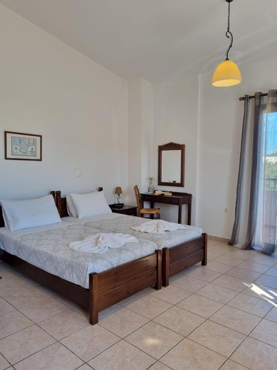 Irida Apartments -Ex Blazis House Алмирида Экстерьер фото