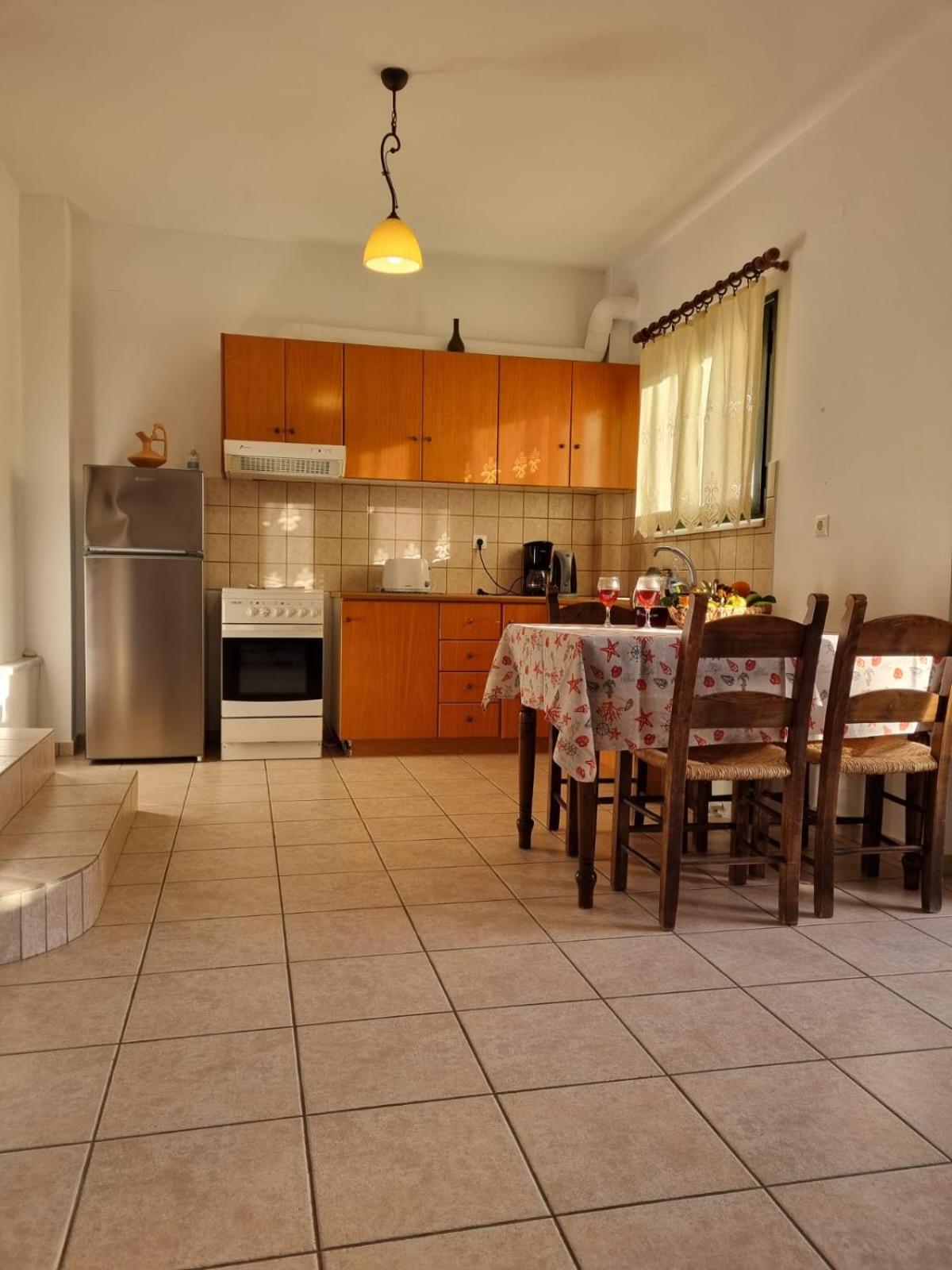 Irida Apartments -Ex Blazis House Алмирида Экстерьер фото