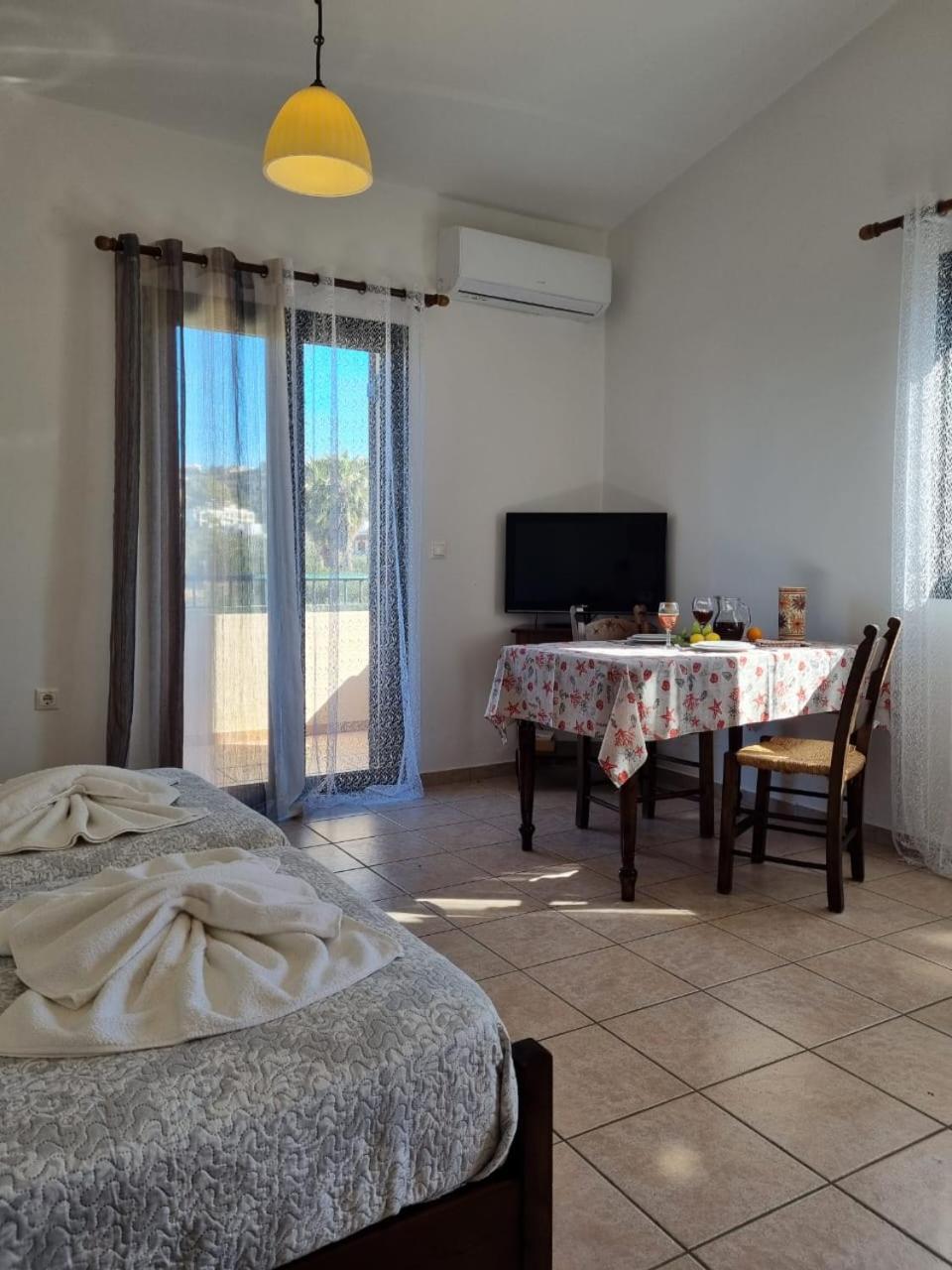 Irida Apartments -Ex Blazis House Алмирида Экстерьер фото